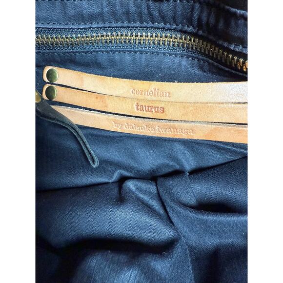 Vintage Cornelian Taurus Daisuke Iwanaga Leather Shoulder Bag w/Bronze Hdw $1800 - Picture 4 of 12